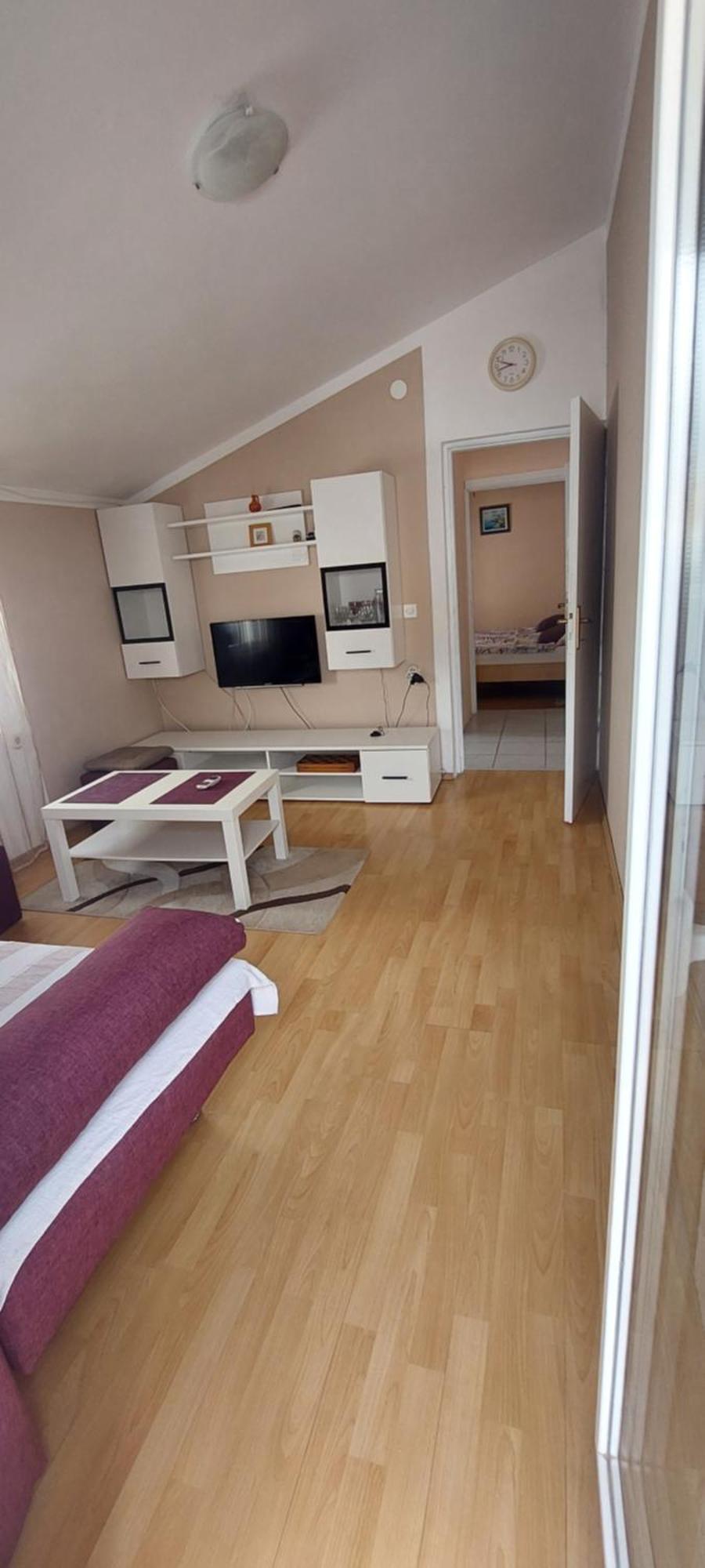 Apartman Jelena Vir Esterno foto